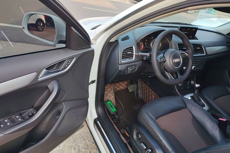 Audi Q3 2017 #16 Audi Q3 2017 car image #16