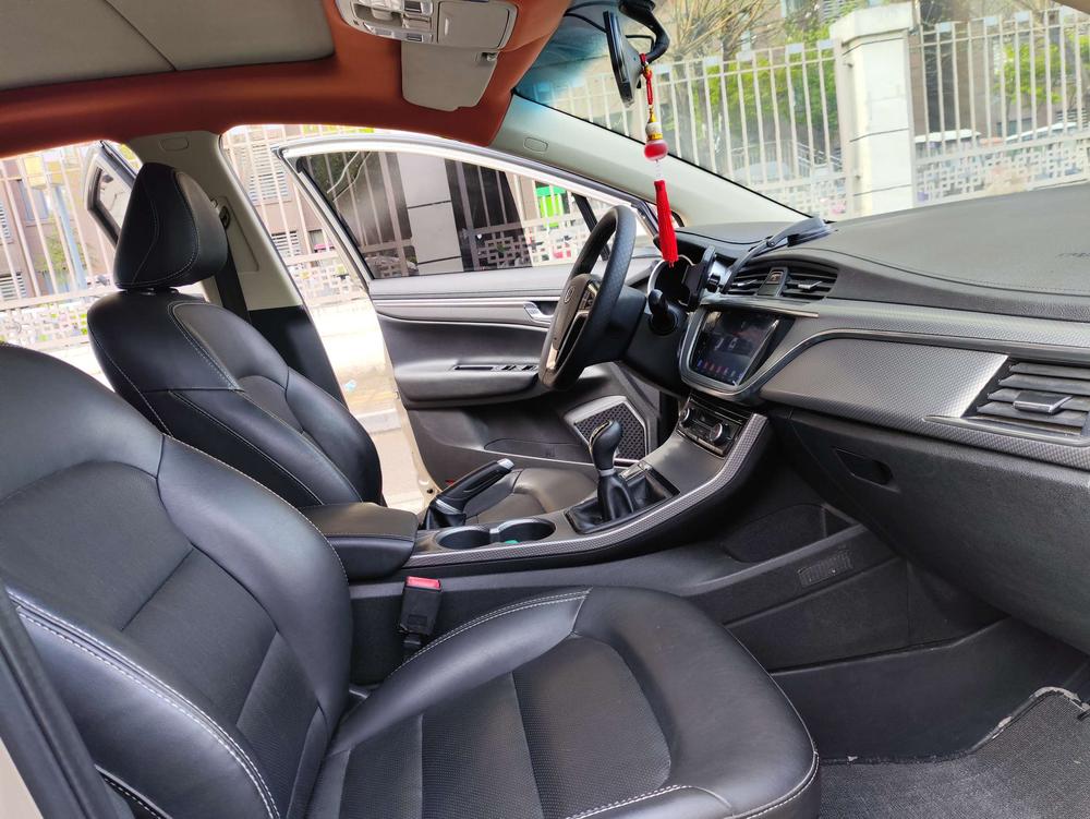 GEELY Emgrand GS 2016 #11 GEELY Emgrand GS 2016 car image #11