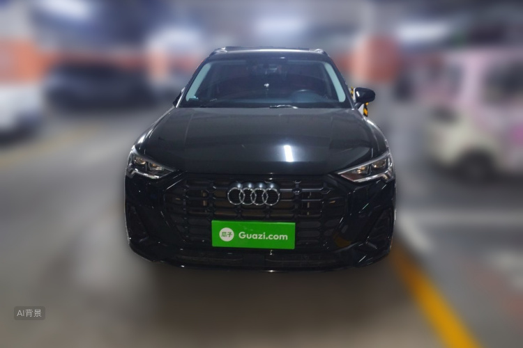 Audi Q3 2022 car image #3