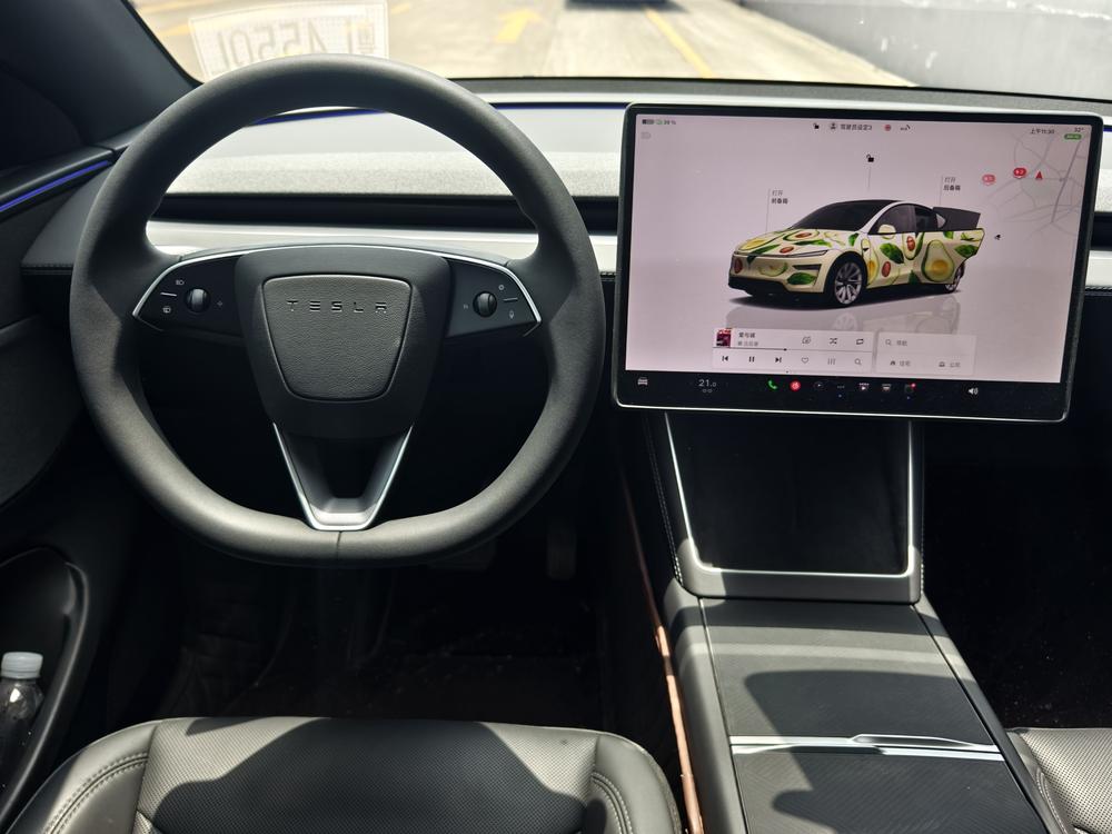 Tesla Model Y 2026 car image #7