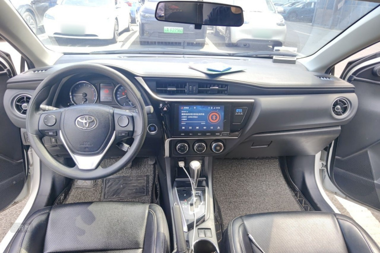 Toyota Corolla 2019 car image #11