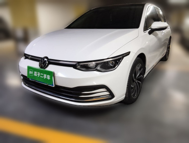 Volkswagen Golf 2023 car image 