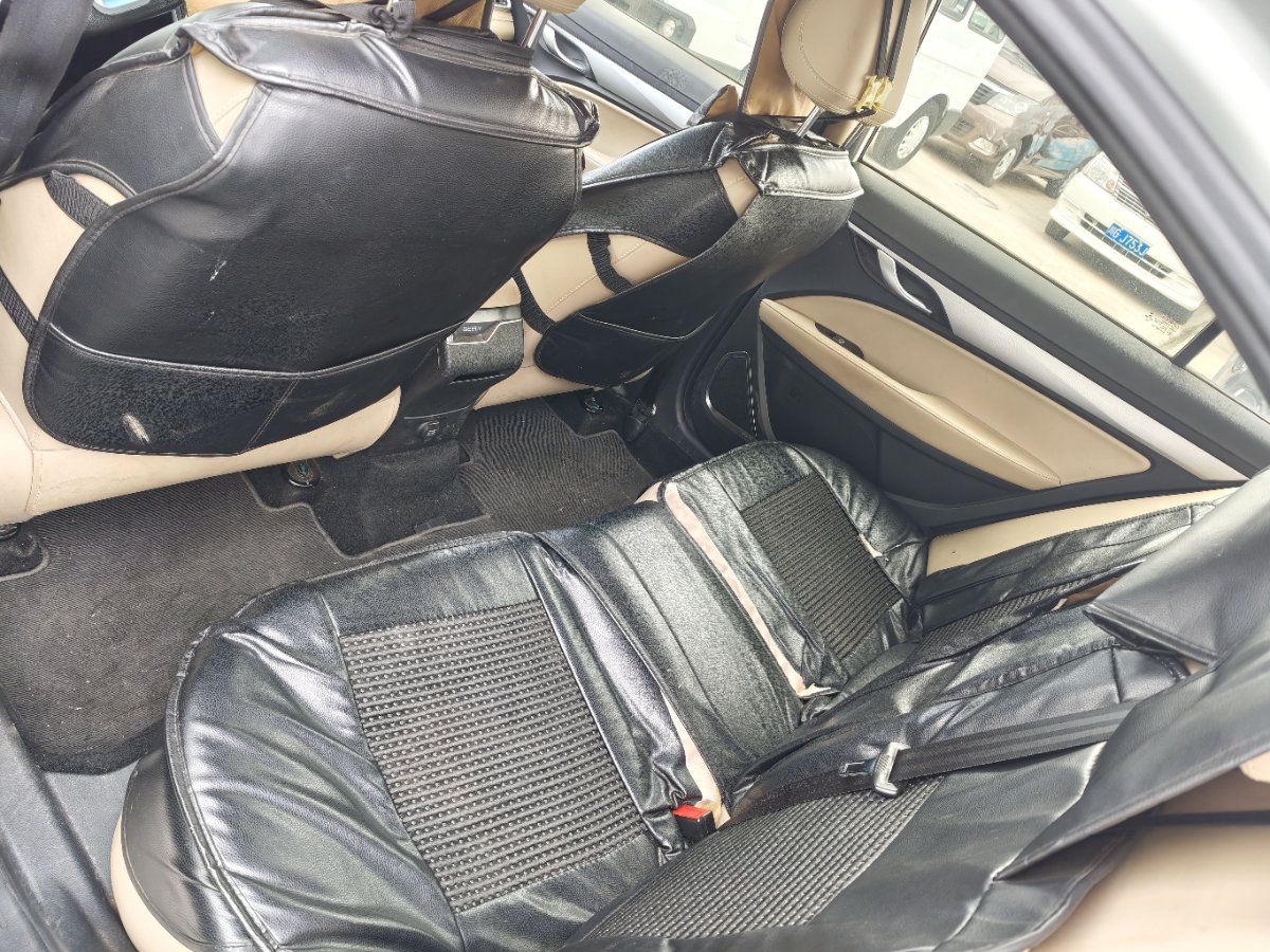 GEELY Emgrand 2018 car image #10