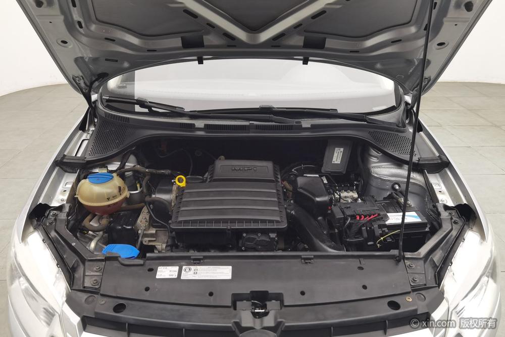 Volkswagen Santana 2015 car image #5