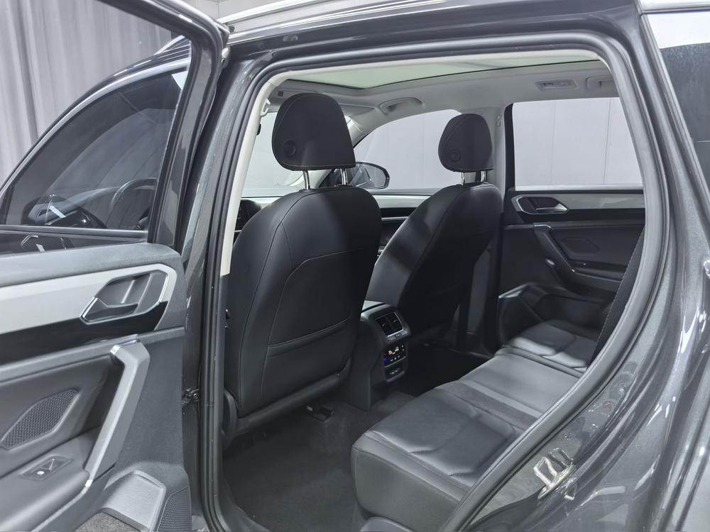 Volkswagen Tayron 2022 #16 Volkswagen Tayron 2022 صورة سيارة #16