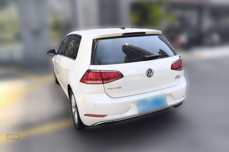 Volkswagen Golf 2019 car image #5