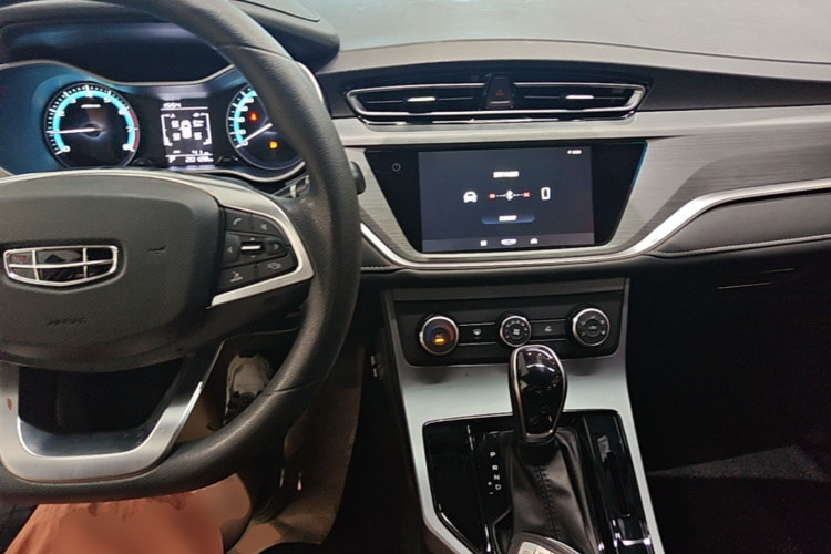 GEELY Emgrand 2022 car image #10