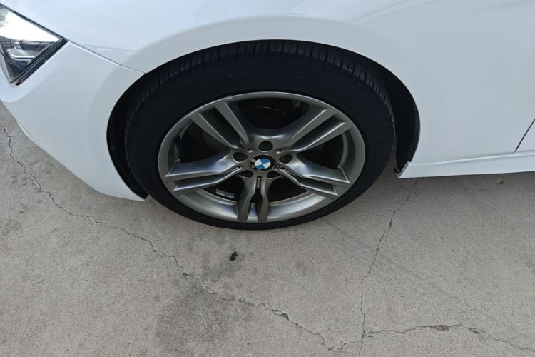 BMW 3 Series 2019 #9 BMW 3 Series 2019 car image #9