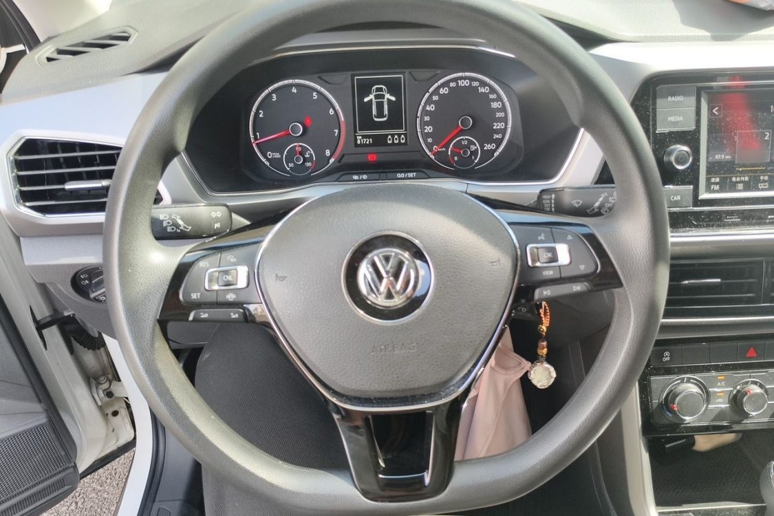 Volkswagen T-Cross 2019 car image #22