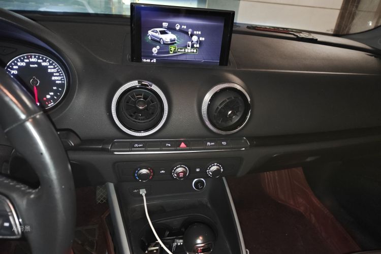 Audi A3 2019 car image #15
