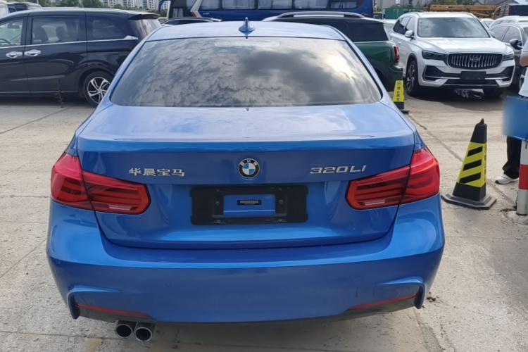 BMW 3 Series 2017 car image #6