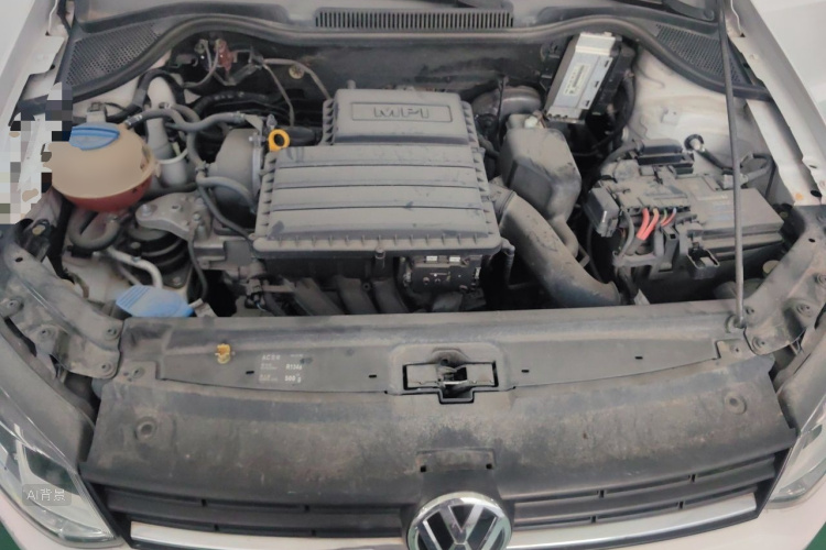 Volkswagen Polo 2015 car image #22