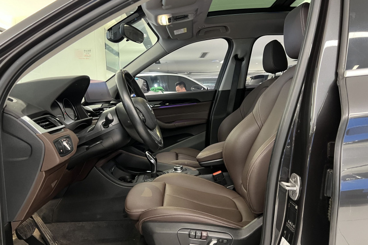 BMW X1 2020 صورة سيارة #17