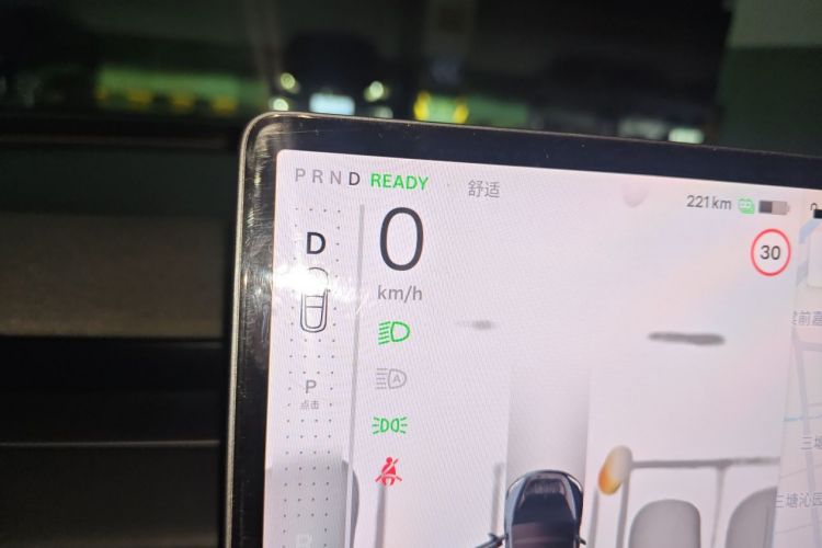 Tesla Model 3 2025 #12 Tesla Model 3 2025 car image #12