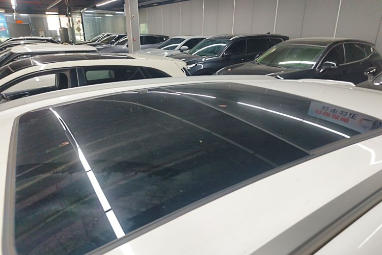 GEELY Coolray 2019 imagen de coche #25