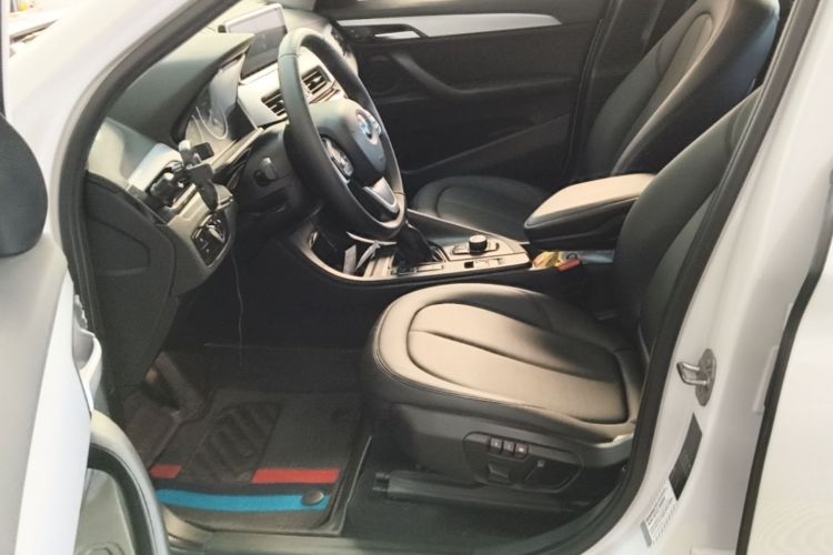 BMW X1 2017 #15 BMW X1 2017 car image #15
