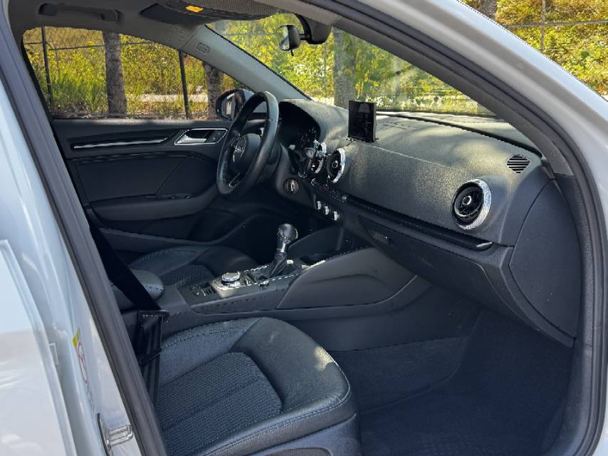 Audi A3 2020 car image #14