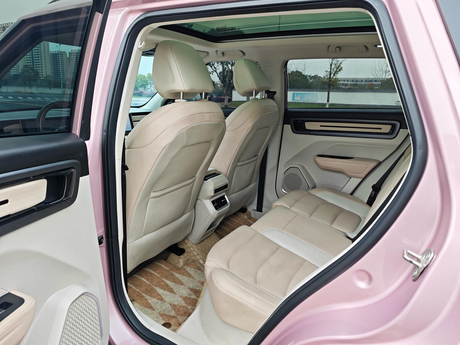 GEELY ICON 2023 car image #5