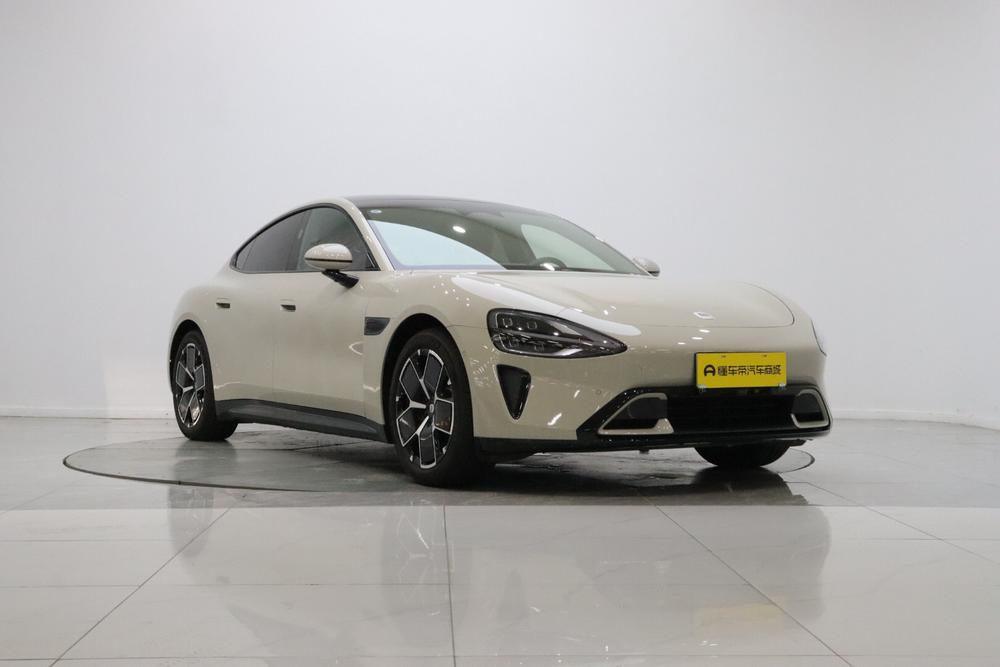 2025 car image #3