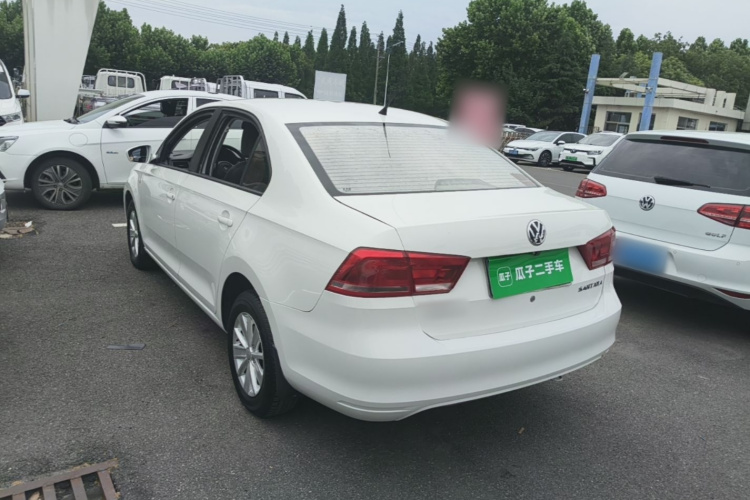 Volkswagen Santana 2016 car image #5