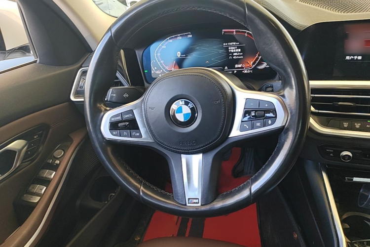 BMW 3 Series 2021 car image #11
