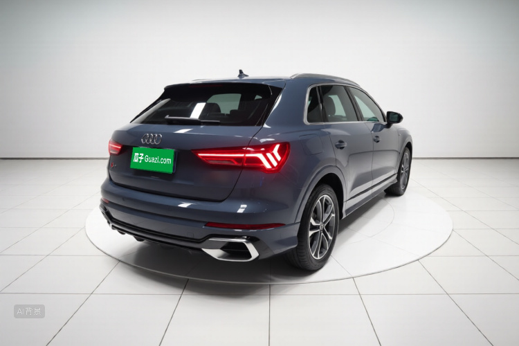 Audi Q3 2025 car image #7