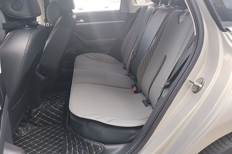 Volkswagen Lavida 2020 car image #13