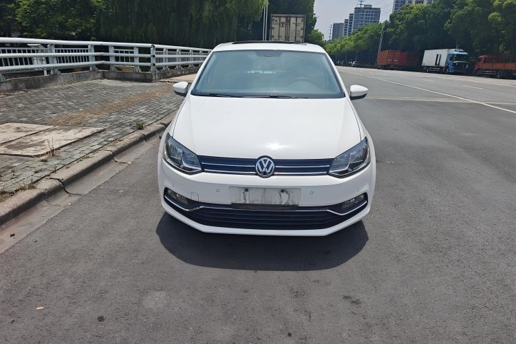 Volkswagen Polo 2015 #3 Volkswagen Polo 2015 car image #3