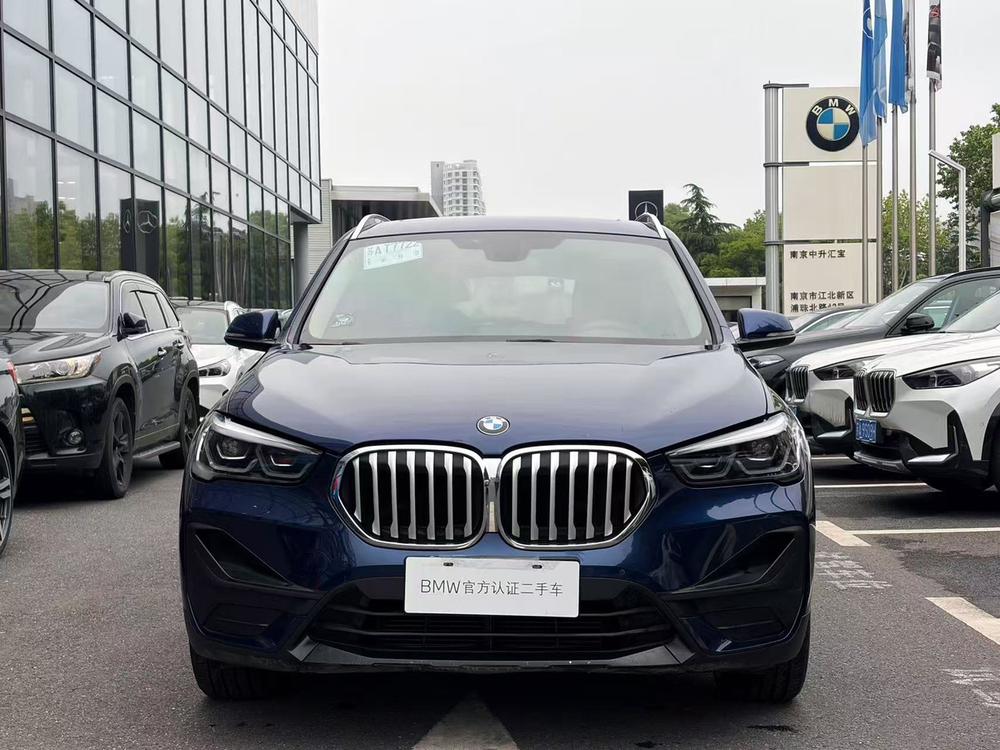 BMW X1 2019 #2 BMW X1 2019 car image #2