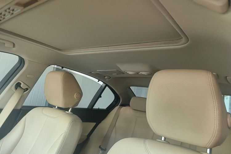 BMW 3 Series 2017 image de voiture #18