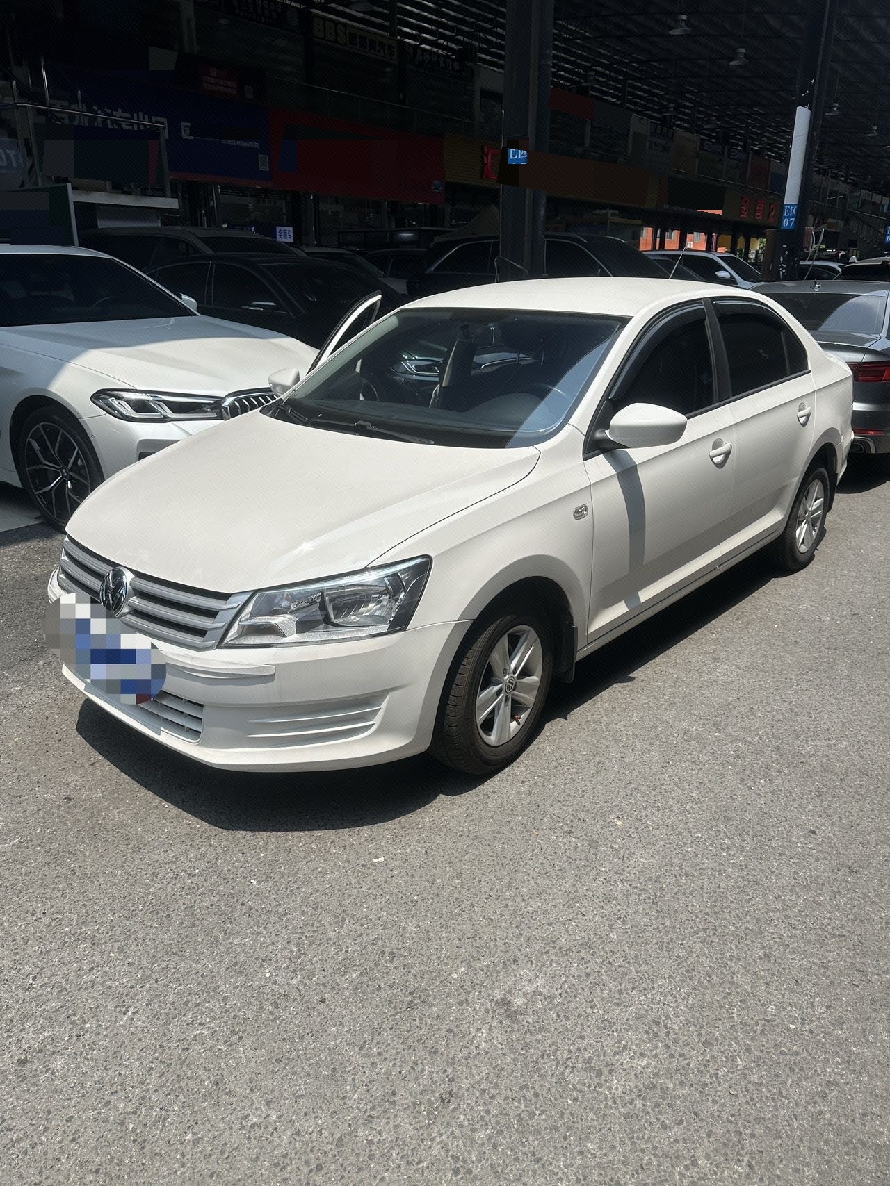 Volkswagen Santana 2018 car image 