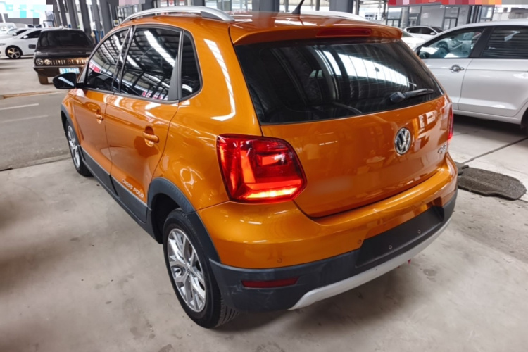 Volkswagen Polo 2017 car image #7