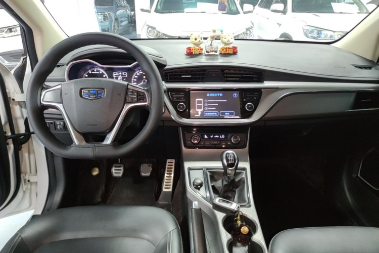 GEELY Emgrand GS 2018 car image #10