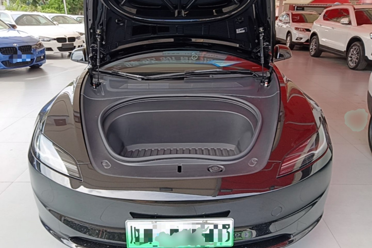 Tesla Model 3 2025 #22 Tesla Model 3 2025 car image #22