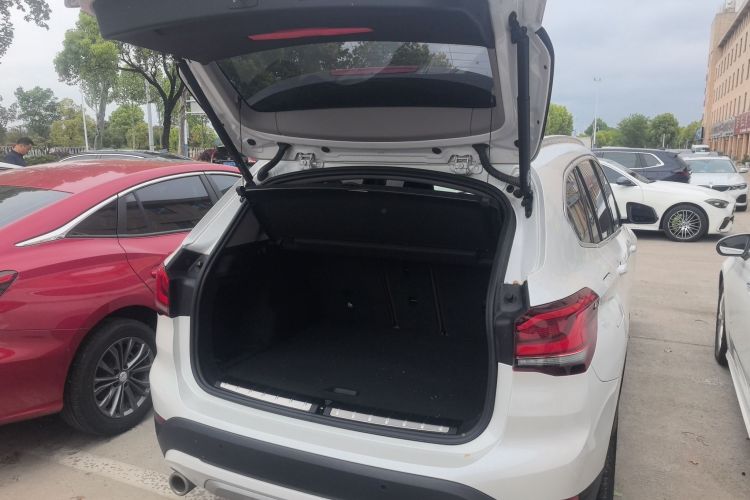 BMW X1 2021 immagine di auto #19