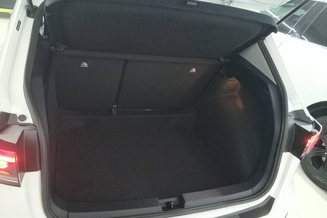 Volkswagen Tharu 2024 car image #5