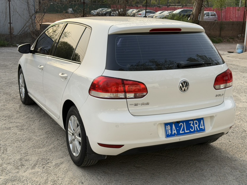 Volkswagen Golf 2013 car image #7