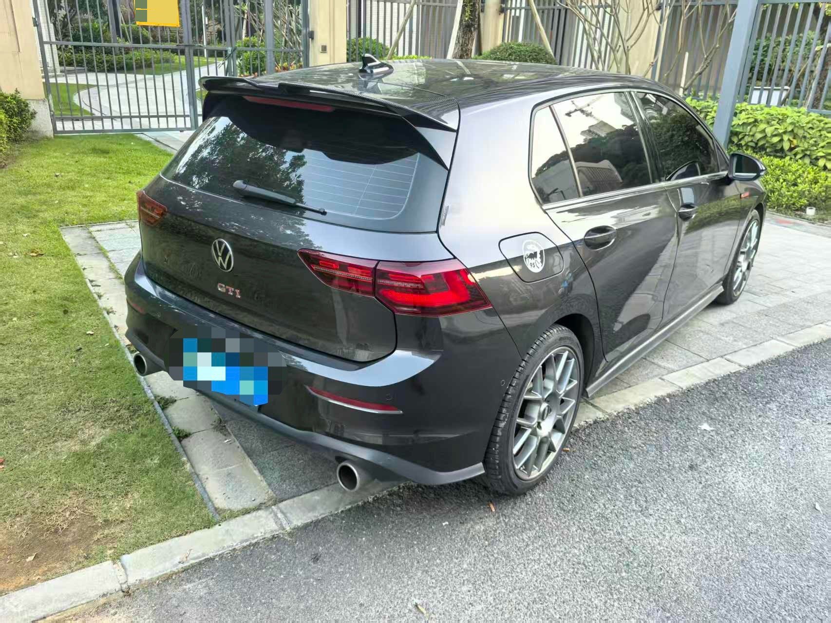 Volkswagen GolfGTI 2023 car image #5