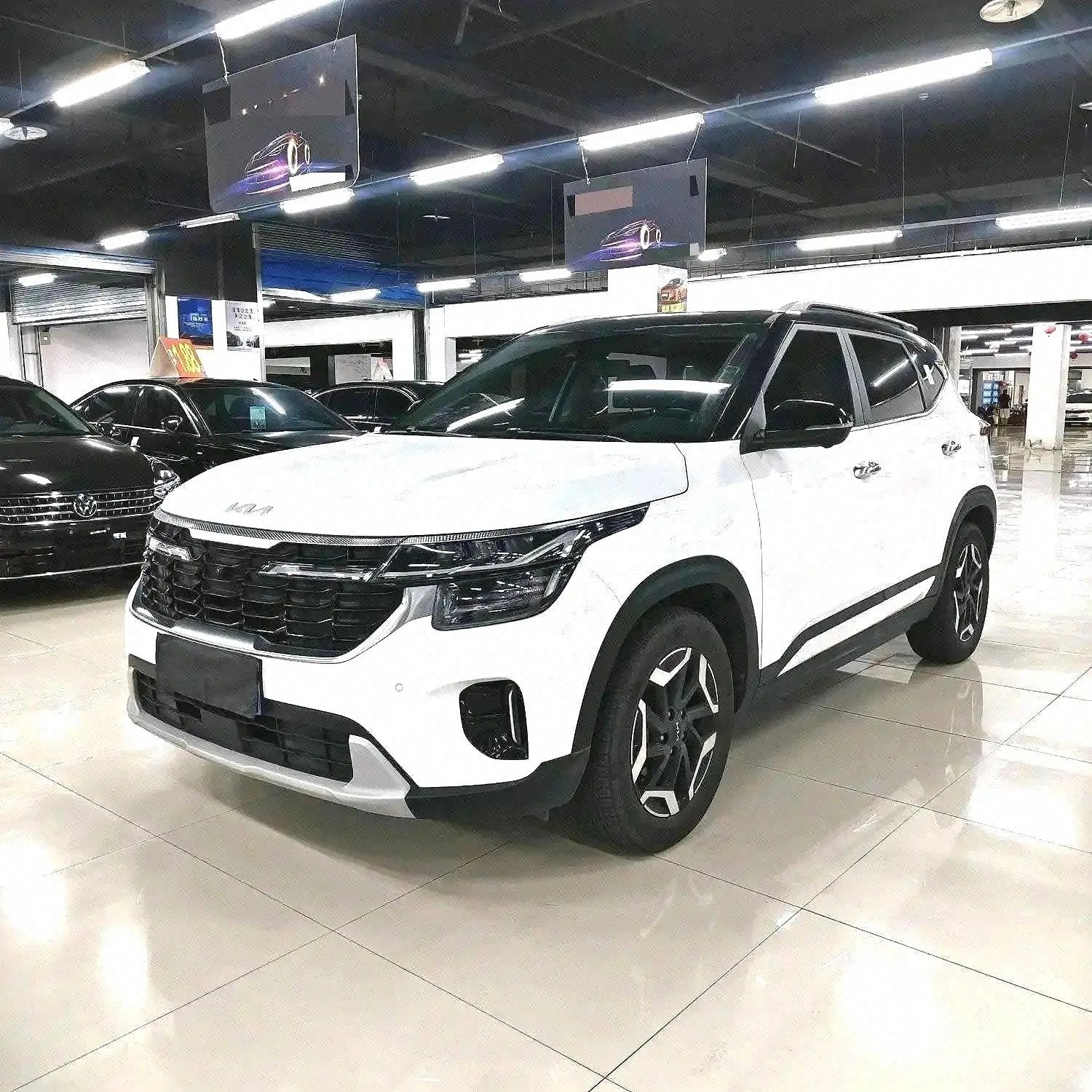 Kia Seltos 2023 Kia Seltos 2023 immagine di auto