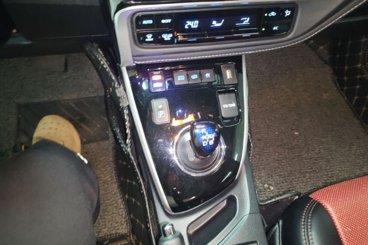 Toyota Corolla Hybird E+ 2019 #14 Toyota Corolla Hybird E+ 2019 image de voiture #14