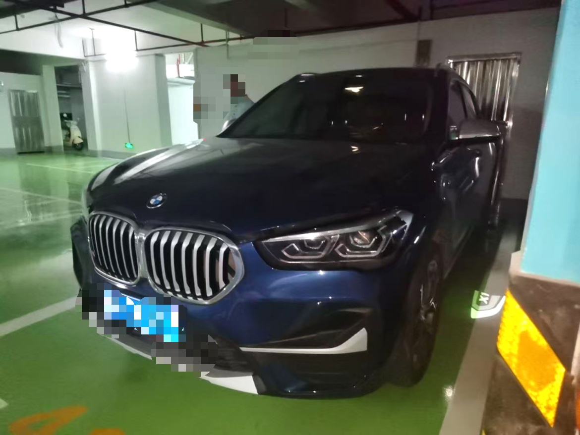 BMW X1 2021 car image 