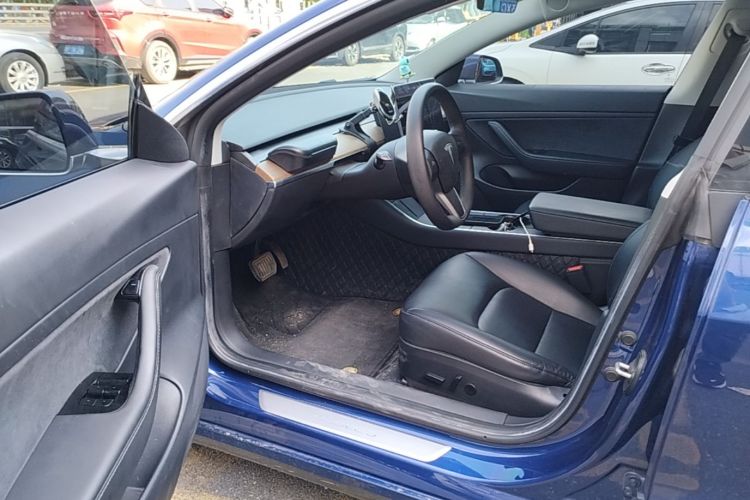 Tesla Model 3 2020 #16 Tesla Model 3 2020 car image #16