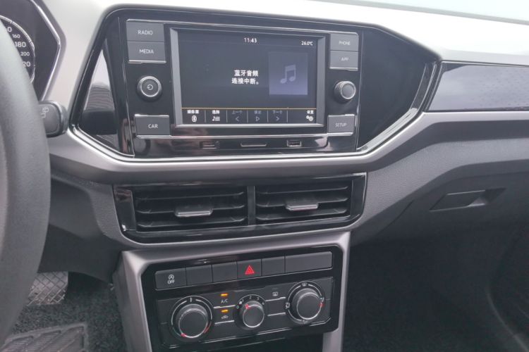 Volkswagen T-Cross 2020 image de voiture #13
