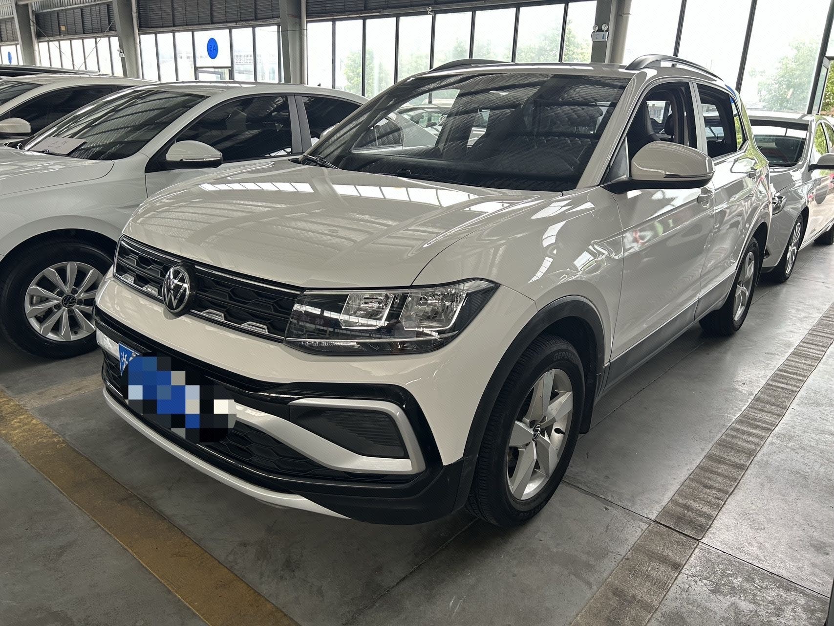 Volkswagen T-Cross 2022 car image 