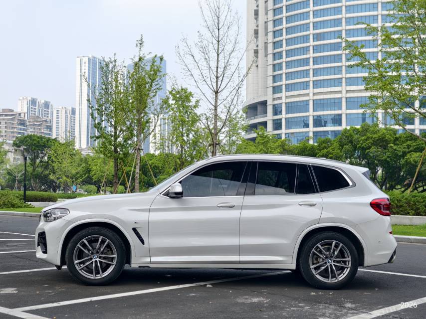 BMW X3 2021 car image #3