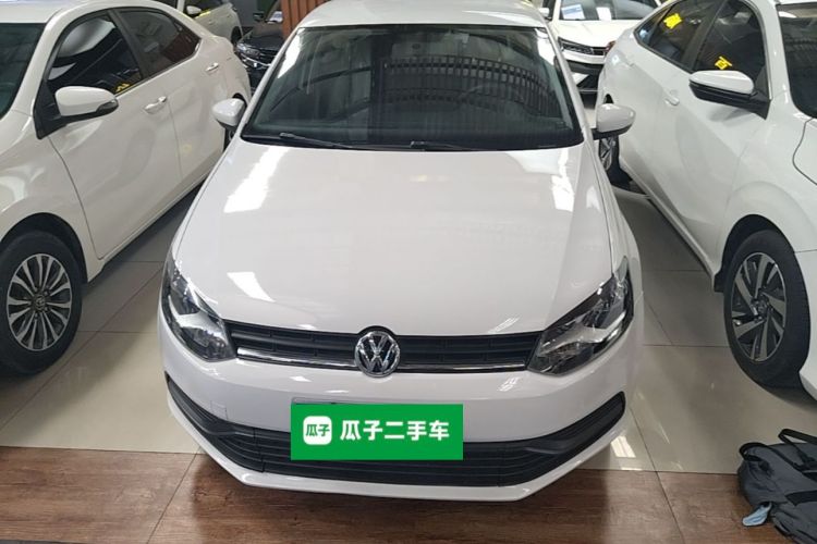 Volkswagen Polo 2017 car image #3