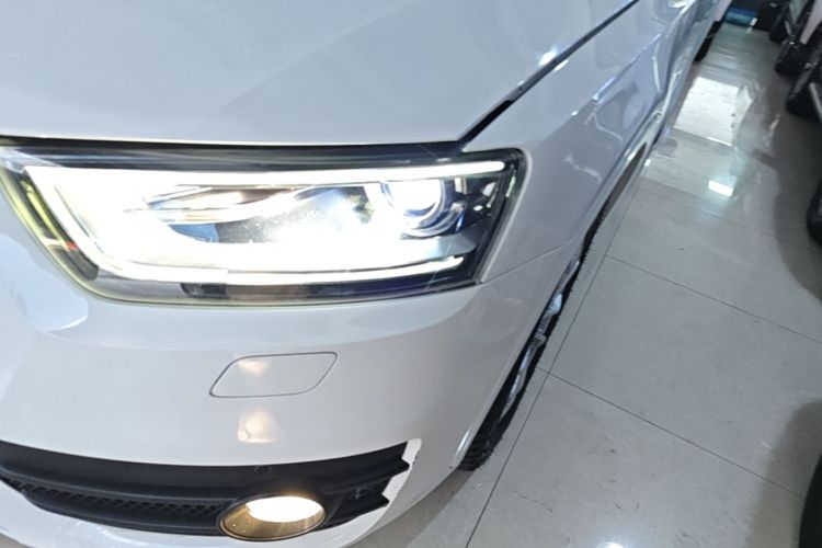 Audi Q3 2016 #23 Audi Q3 2016 car image #23
