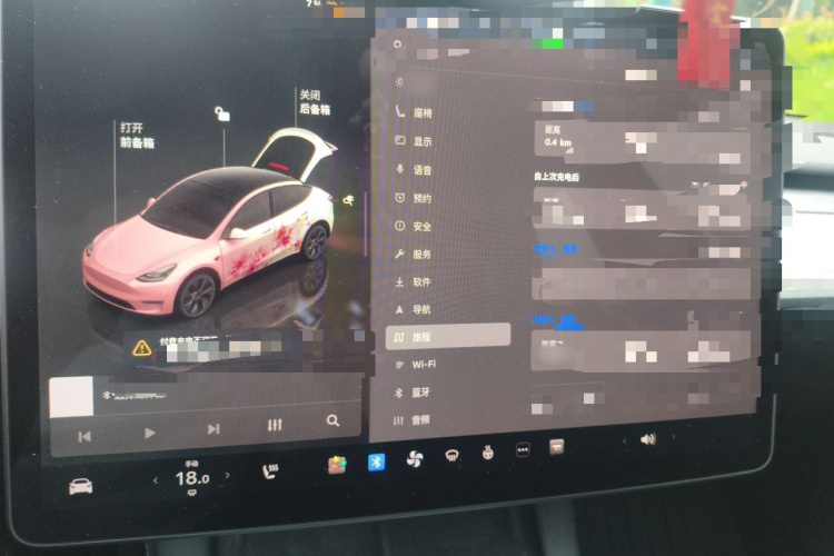Tesla Model Y 2023 #17 Tesla Model Y 2023 car image #17