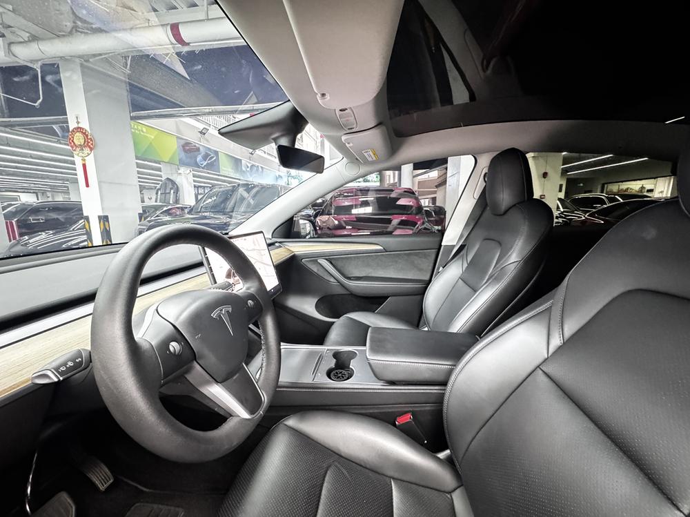 Tesla Model Y 2021 #11 Tesla Model Y 2021 car image #11