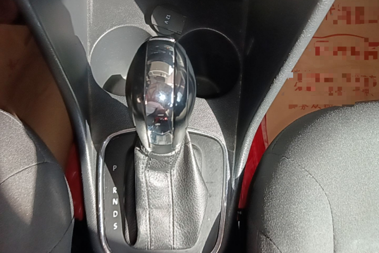 Volkswagen Polo 2018 car image #14
